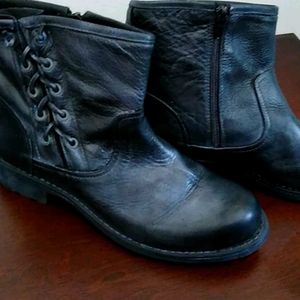 Eric Micheal women's boots .